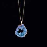 Women's Natural Agate Crystal Cave Stone Pendant Necklace